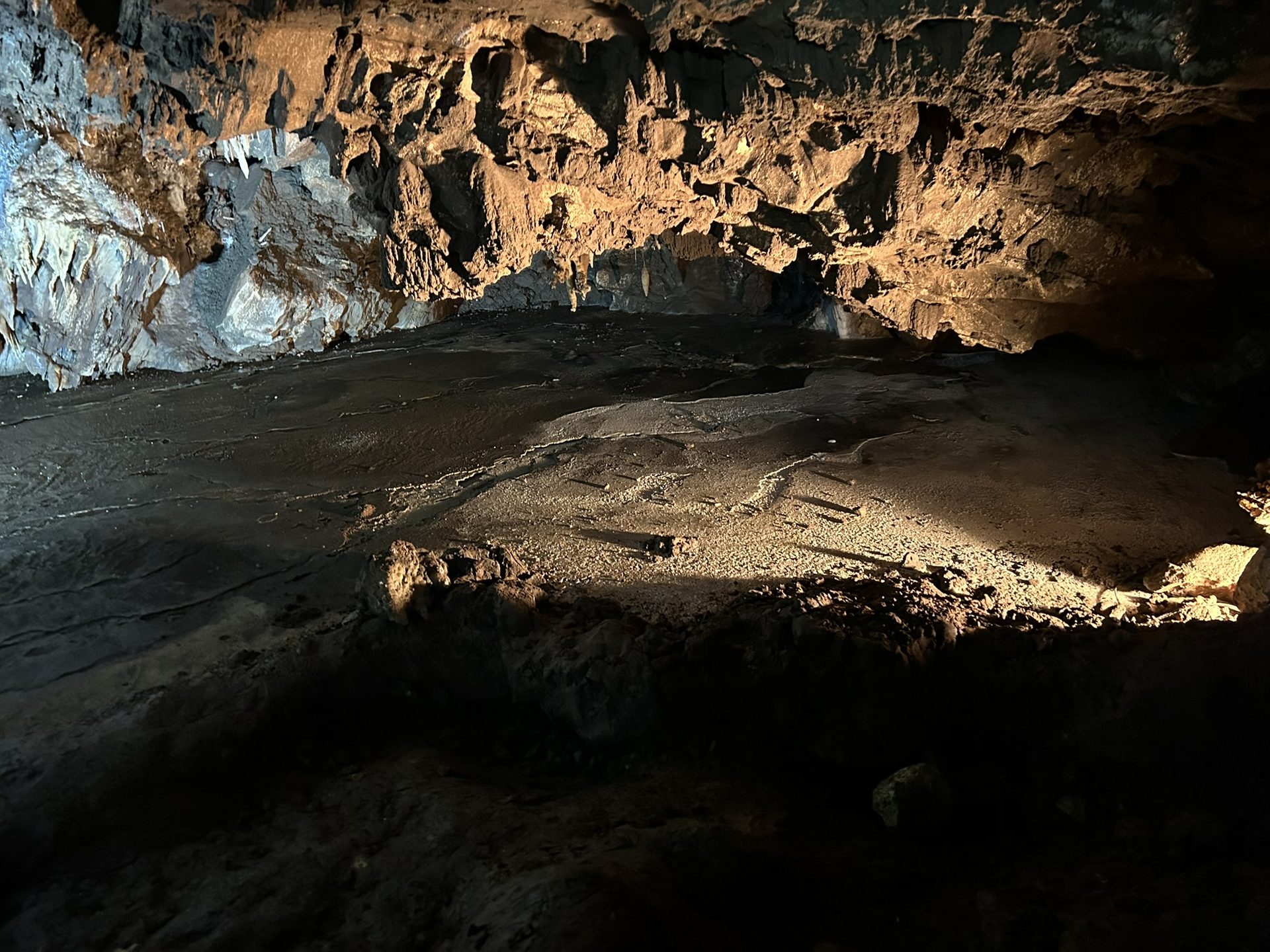 Mud crawl passage in the Mammoth Cave Tour